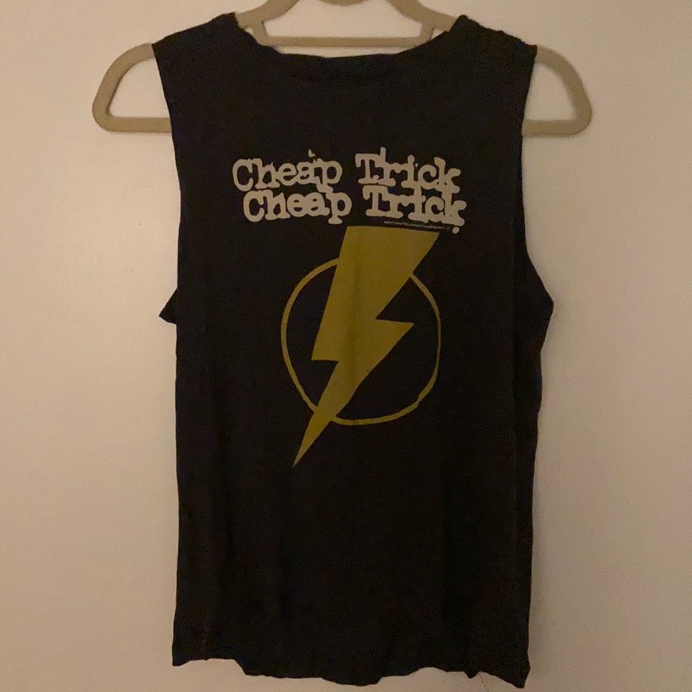 Graphic Tank
